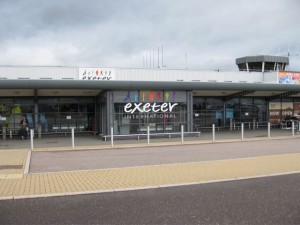 Ankunft am Flughafen Exeter