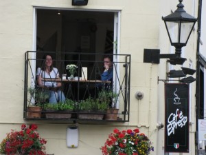 ein gemütliches englische Café mit Aussicht