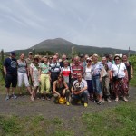 Gruppe vor dem Vesuv